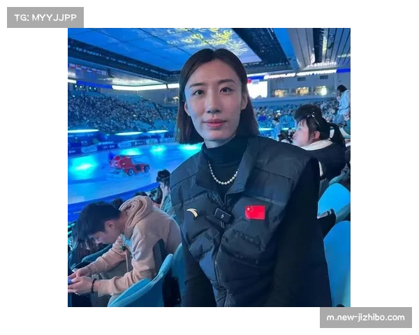 比赛现场计时板短暂故障，运动员凭感觉完成触边